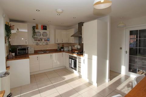 42 Watts Drive, Shifnal, TF11 8FR