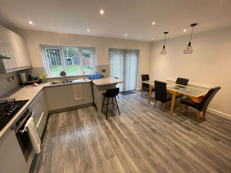 Slade Road, Sutton Coldfield 3 bed semidetached house £1,450 pcm (£