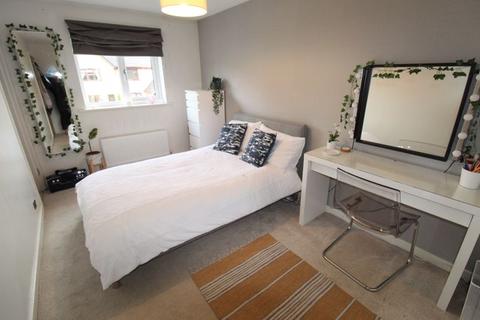 2 Church View, Ruabon, Wrexham, LL14 6TD