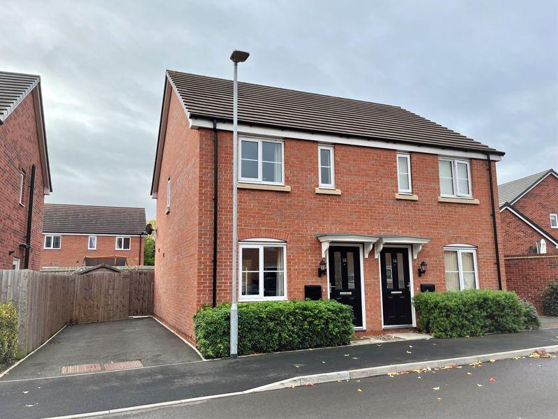 Pardoe Drive, Pershore 2 bed semidetached house £118,500