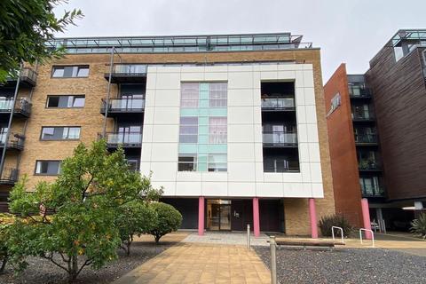 2 bedroom apartment for sale - Great Ormes House, Ferry Court, Prospect Place,  Cardiff