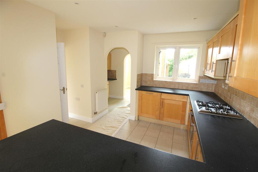 Waverley Drive, Mumbles, Swansea 4 bed detached house £400,000
