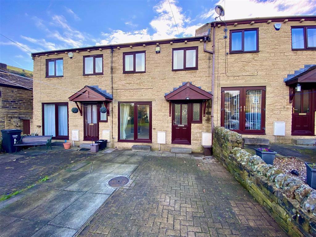 Summerfield Court, Shay Lane, Halifax, HX2 3 bed townhouse £130,000