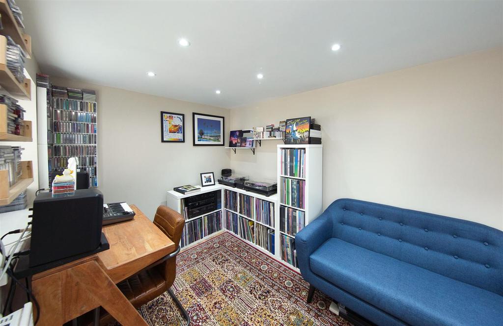 5 Boverton St 0364.jpg