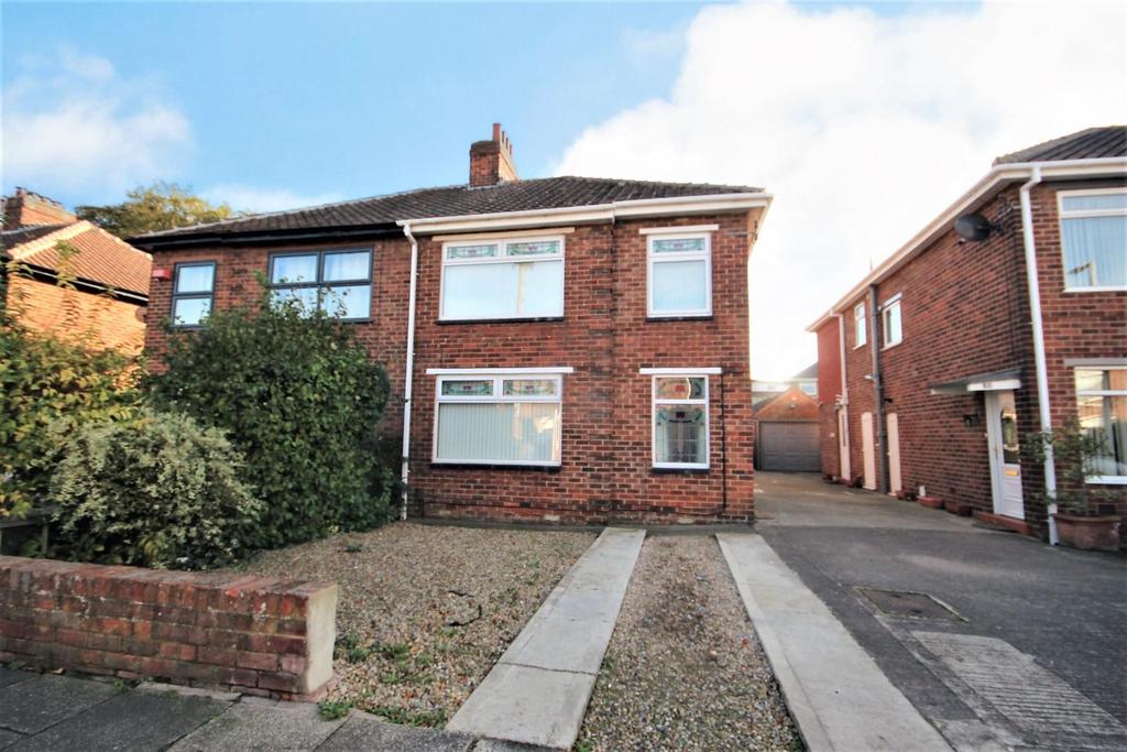 Coniston Grove, Middlesbrough 3 bed semidetached house £165,000