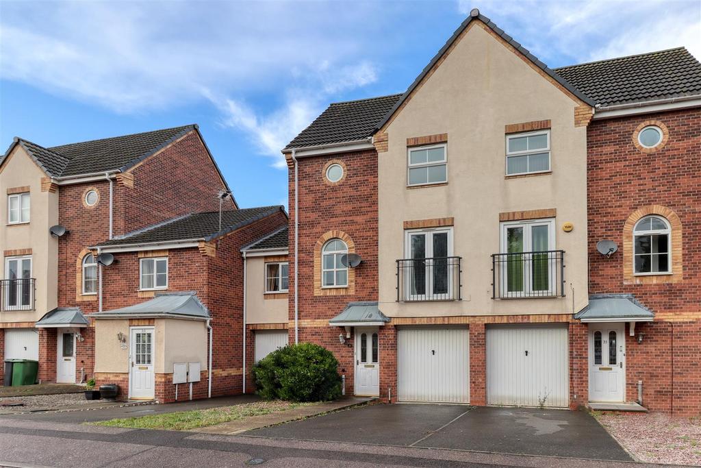 Goods Yard Close, Loughborough 3 bed townhouse £875 pcm (£202 pw)