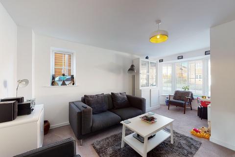 34 Central Boulevard, Aylesham, Canterbury, CT3 3FF