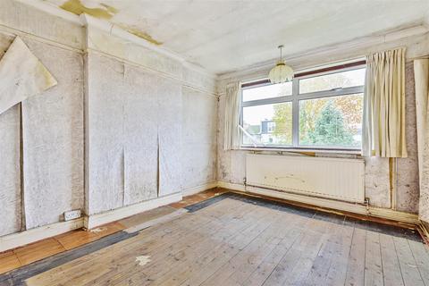 7 Highfield Close, Long Ditton, Surbiton, KT6 5JG