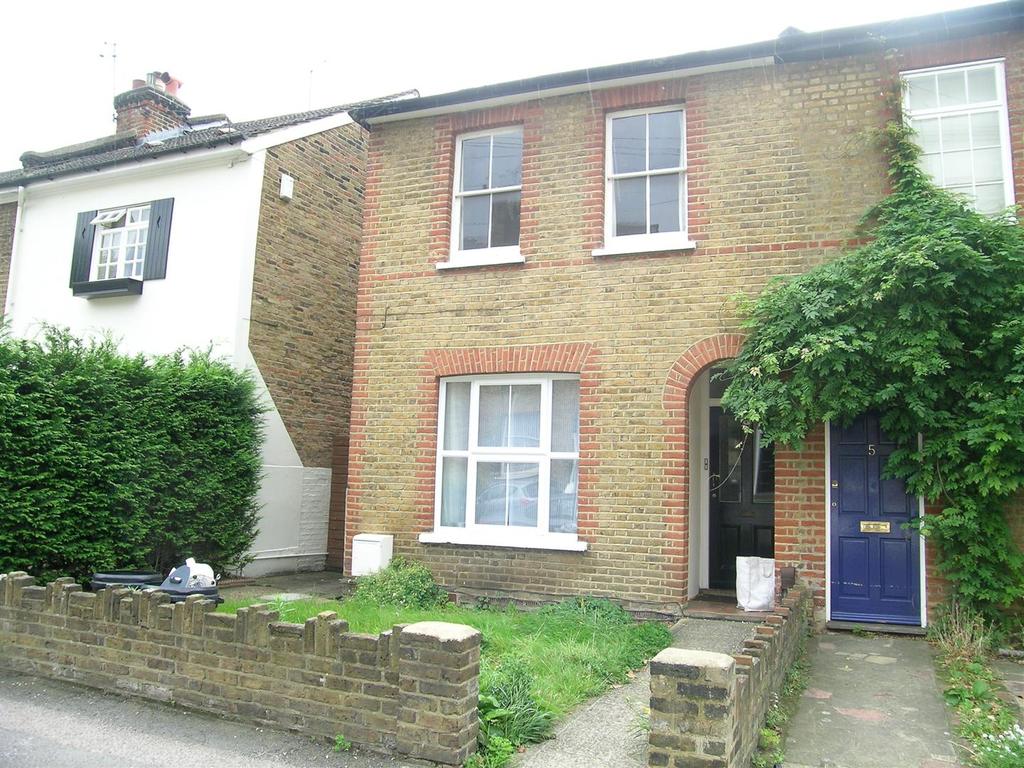 Cleaveland Road, Surbiton Studio £850 pcm (£196 pw)