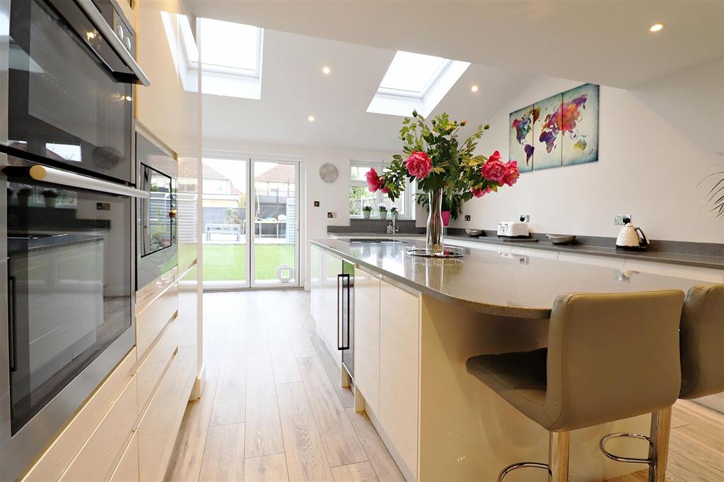 Kitchen/Breakfast Area View 2