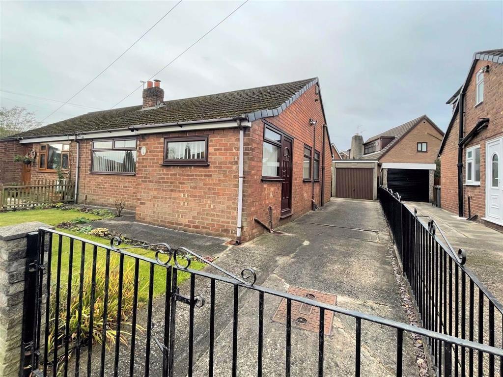 Taylor Road, Hindley Green, Wigan 3 bed semidetached bungalow £159,950