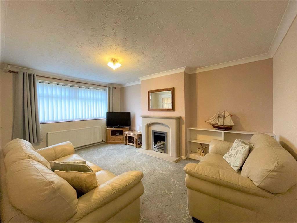 Taylor Road, Hindley Green, Wigan 3 bed semidetached bungalow £159,950
