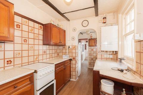 47 Miles Road, Epsom, KT19 9AA