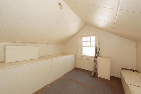 47 Miles Road, Epsom, KT19 9AA