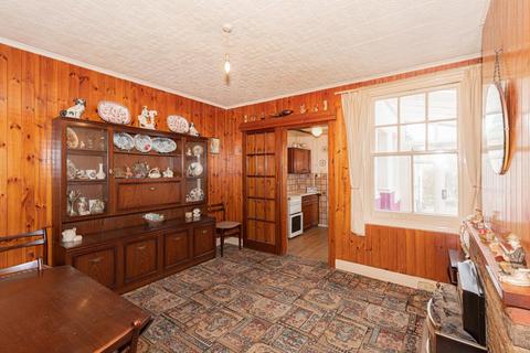 47 Miles Road, Epsom, KT19 9AA
