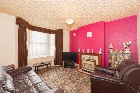 47 Miles Road, Epsom, KT19 9AA
