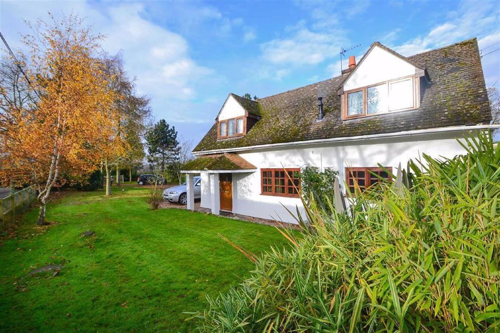 Lyth Bank, Lyth Hill, Shrewsbury 3 bed detached house £950 pcm (£219 pw)