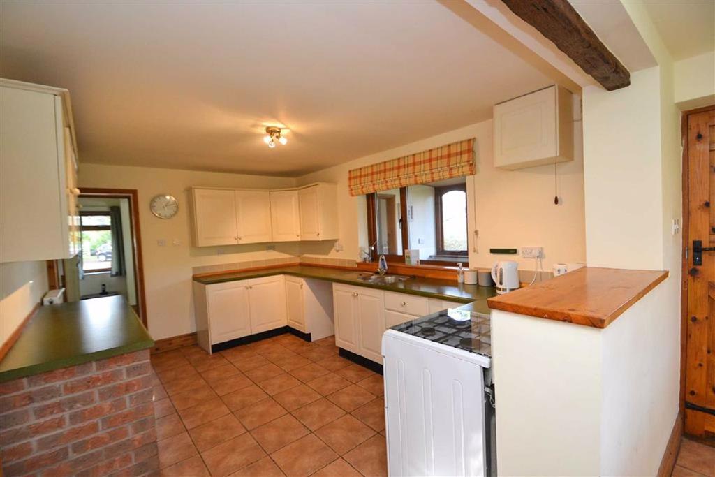 Lyth Bank, Lyth Hill, Shrewsbury 3 bed detached house £950 pcm (£219 pw)