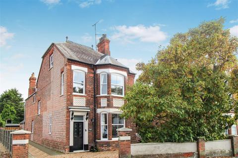 5 bedroom detached house for sale - Wootton Road, Gaywood