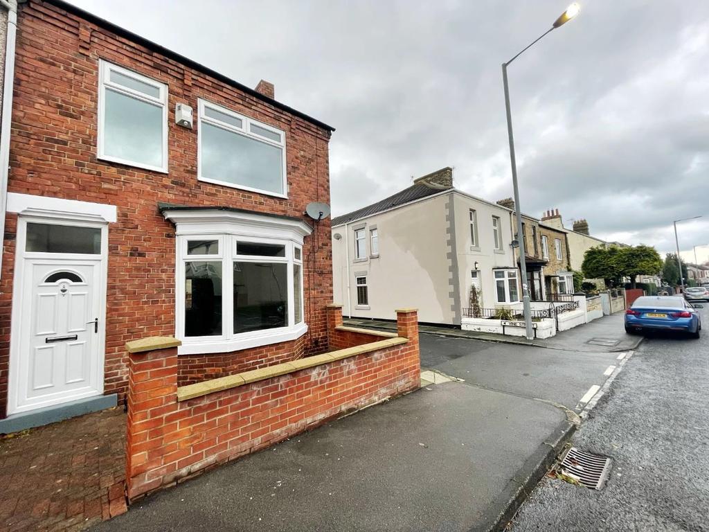 Durham Road, Spennymoor 3 bed end of terrace house £114,950