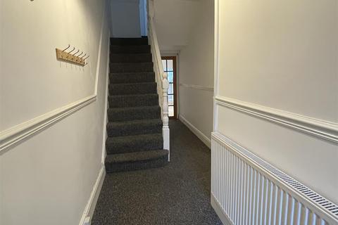 124 Alexandra Road, St Austell, PL25 4QJ
