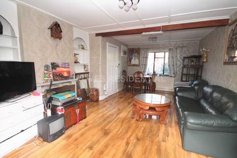 14 Lime Grove, New Malden, KT3 3TW