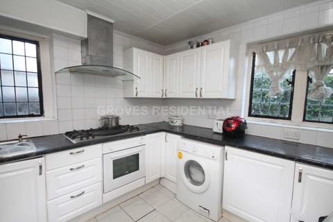 14 Lime Grove, New Malden, KT3 3TW