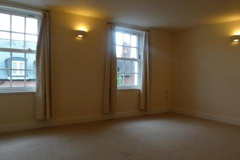 1 bedroom apartment to rent - 11 Chapel Court, St Johns Hill Shrewsbury SY1 1JJ