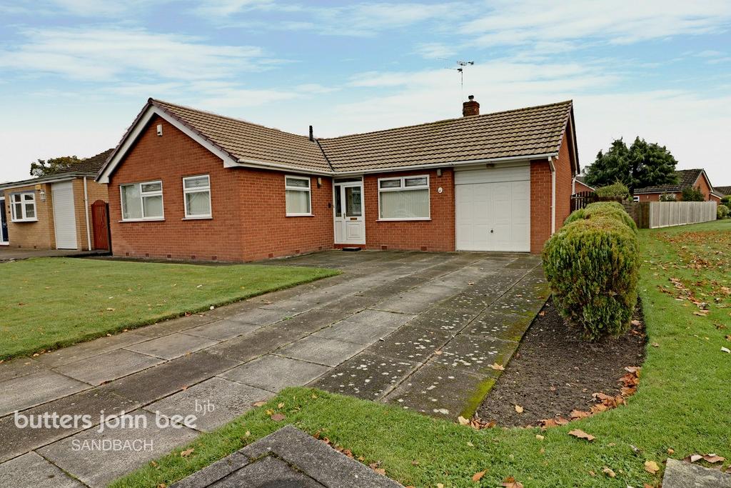 Doddington Drive, Sandbach 2 bed detached bungalow £300,000