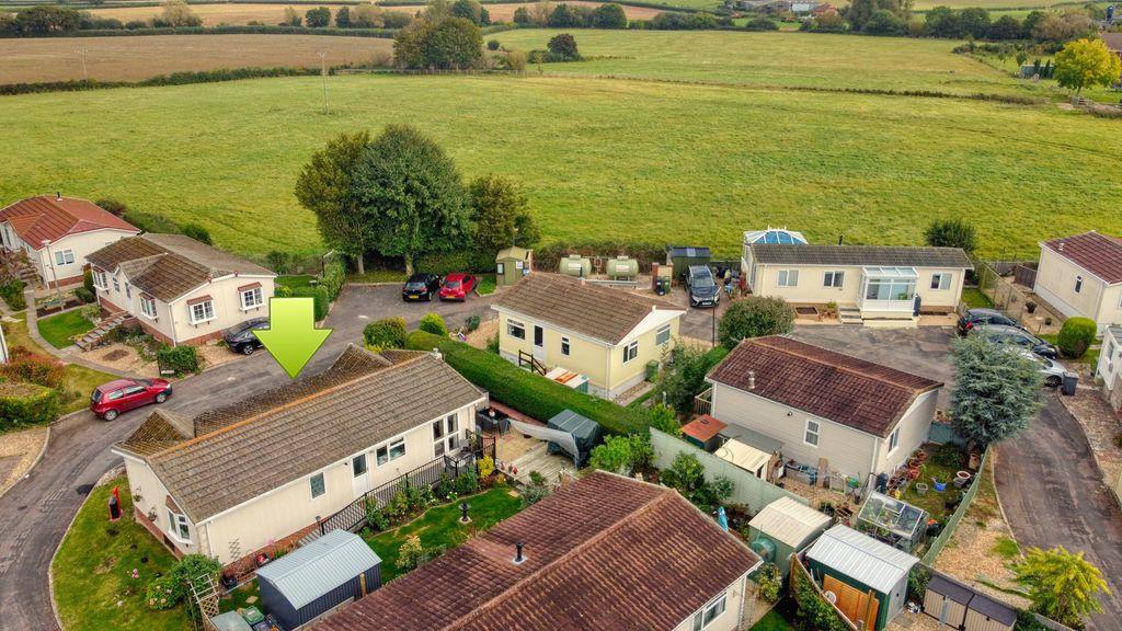 Broughton Park, Shoreditch, Taunton... 2 bed park home £174,000