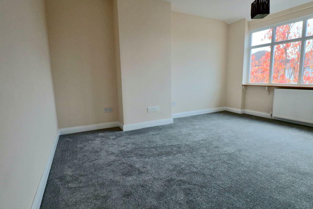 Bedroom 1 (Double)