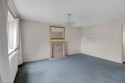 3 bedroom end of terrace house for sale, Hughes Avenue, Barnstaple, Devon, EX32