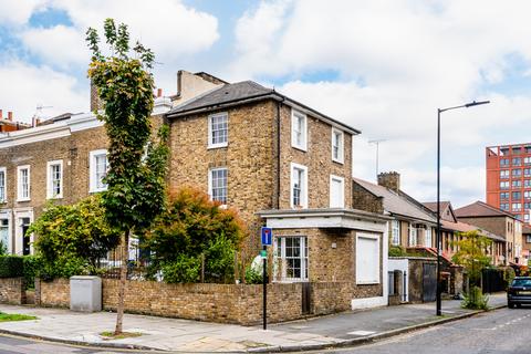 44a Mortimer Road, London, N1 5AP