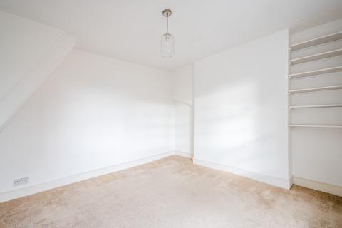 44a Mortimer Road, London, N1 5AP