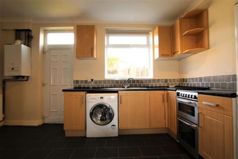 2 bedroom terraced house to rent, Wordsworth Avenue, Sheffield