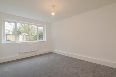 2 bedroom flat to rent, Palmerston Court