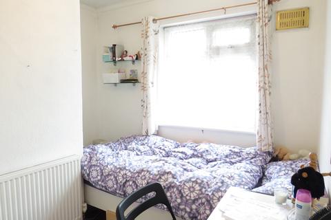 78 Riverside Gardens, Wembley, HA0 1JG