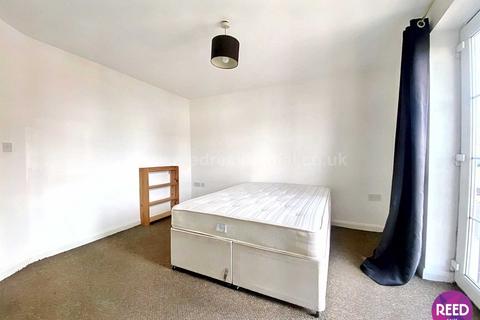 Flat E, Ness Court, 82 Ness Road, Shoeburyness, Southend-on-sea, SS3 9DH