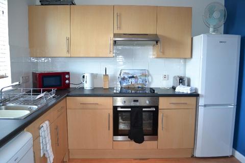 2 bedroom flat to rent, Littlejohn Street, City Centre, Aberdeen, AB10