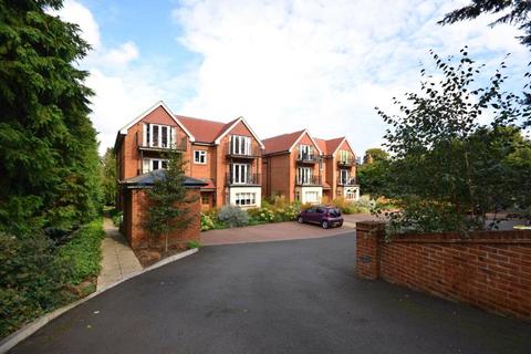 2 bedroom apartment to rent, Pinewood House, Epsom Road, Christchurch, GU1