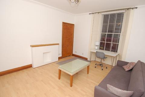 undefined, Queen Street, Stirling Town, Stirling, FK8