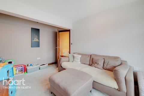 179 Bensham Lane, Thornton Heath, CR7 7EW