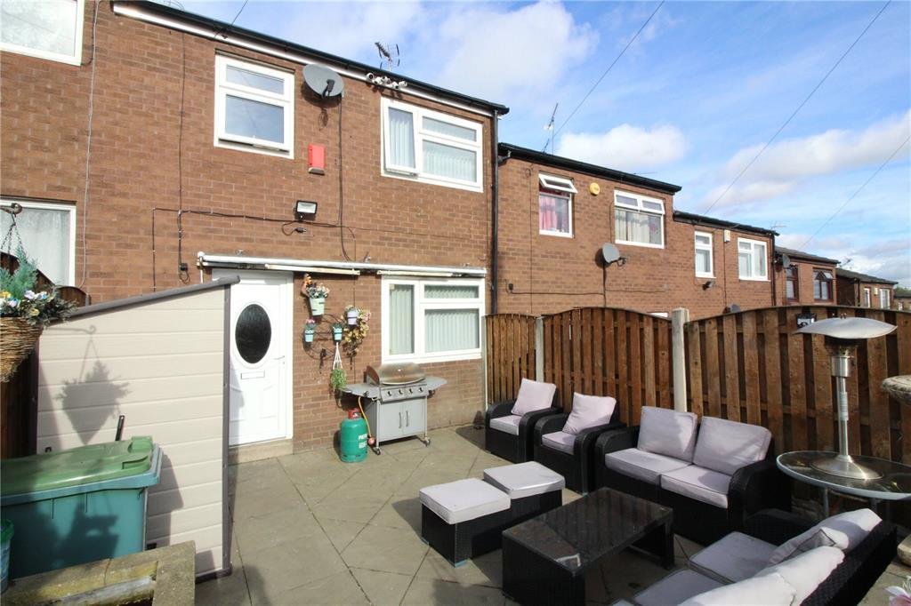 Snowden Royd, Bramley, LS13 3 bed townhouse £145,000