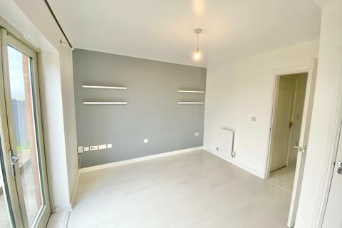 2 bedroom end of terrace house to rent, Lon Y Grug, Llandarcy, Swansea