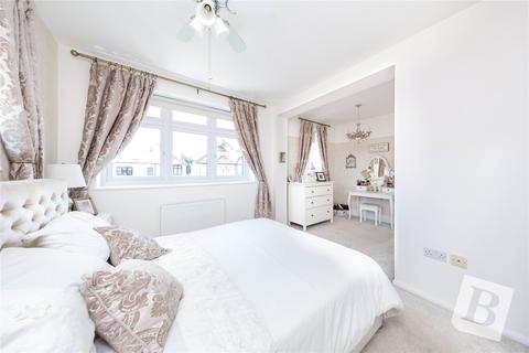 13 Southview Drive, Upminster, RM14 2LH