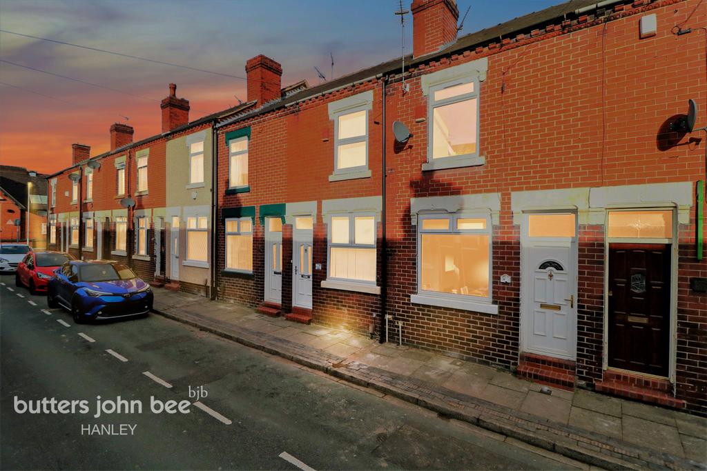 Wade Street, Burslem, ST6 1HN 2 bed terraced house £90,000