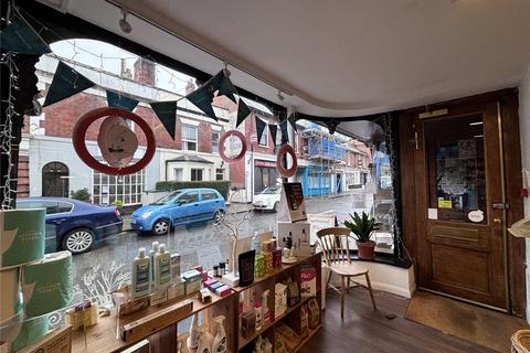 Retail property (high street) to rent, Parchment Street, Winchester, Hampshire, SO23