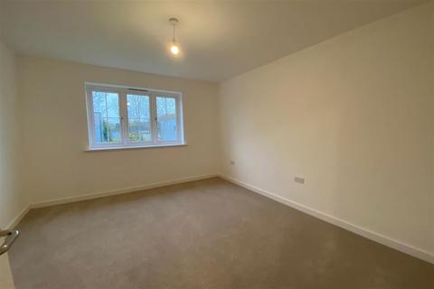 1 bedroom apartment for sale - Lorimer Avenue, Cranleigh, Surrey