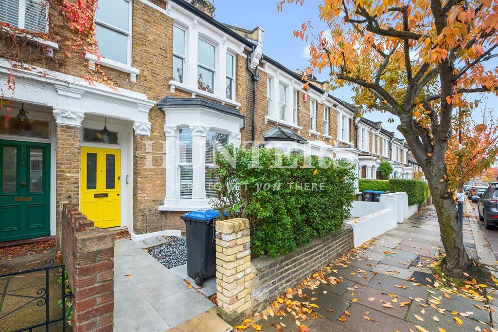 Torbay Road, London, NW6 4 bed terraced house £5,500 pcm (£1,269 pw)