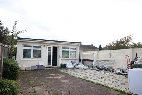 20 Westwick Gardens, Hounslow, TW4 6LW